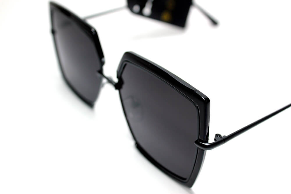 Gentle Monster New Design Black Sunglasses